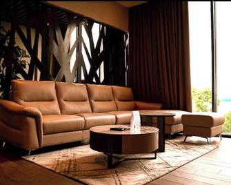 Luxury Jungle Suite @Attractions Park Beach Resort - Singapour - Salon