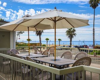 Lovely 1 Bed Beach Condo #128 - Carpinteria - Balkon