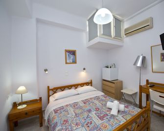 Karboni Hotel - Mykonos - Dormitor