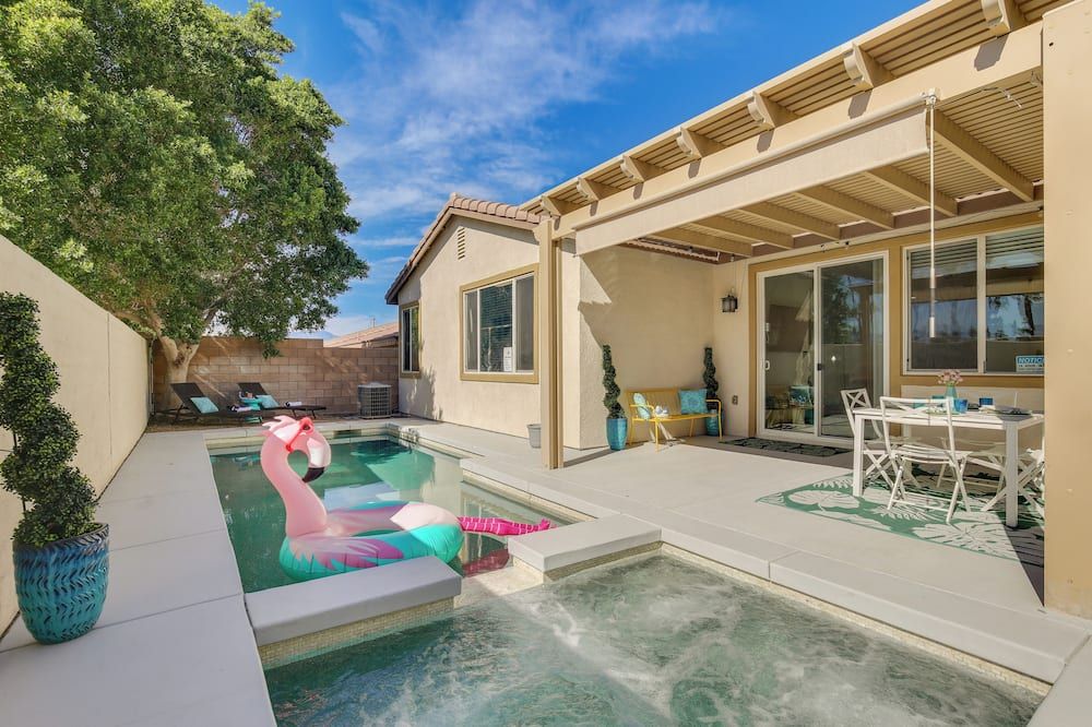 6 Mi to Empire Polo Club Indio Home with Grill! - Indio - Pool