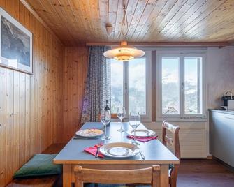 Chalet Schweizerhof Attic - Lauterbrunnen - Essbereich