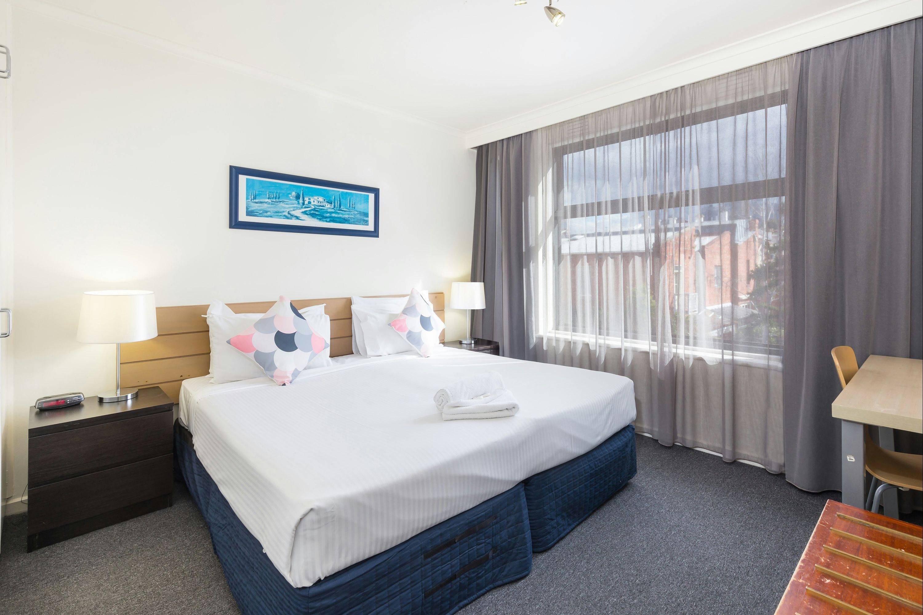 City Edge East Melbourne Apartment Hotel - Melbourne - Bedroom