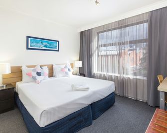 City Edge East Melbourne Apartment Hotel - Melbourne - Bedroom