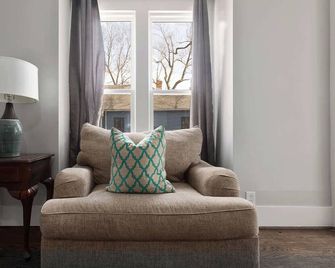 Spacious 3br Homewalkablefifa Wc26 - Lee’s Summit - Wohnzimmer