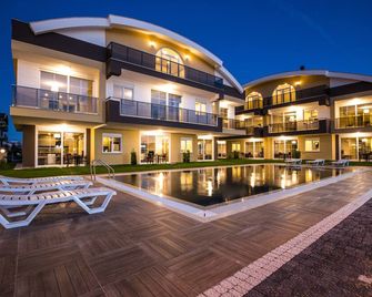 Lara Beach Homes - Antalya - Building