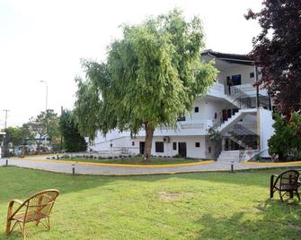 Afytos Lofts - Afytos - Building