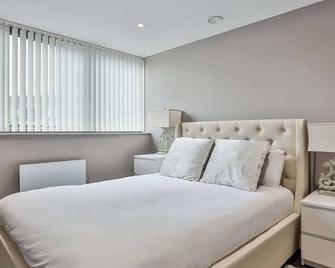 Heart of Sheffield Flat with Amenities - Sheffield - Schlafzimmer