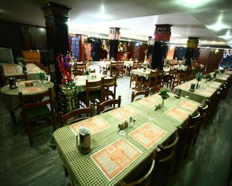 辛迪胡里公園飯店 - 蒂魯伯蒂 - 餐廳