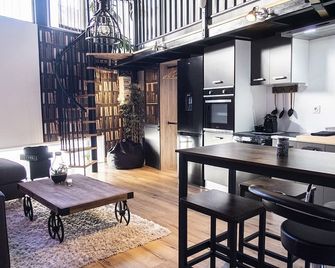 Palais Des Reves - Niort - Sala de estar