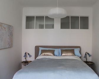 Ferienwohnungen Am Dreifluesseeck - Passau - Schlafzimmer