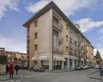 Hotel Cecile - Pisa - Gebäude