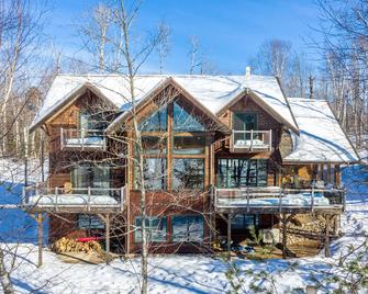 Luxury Lakeside Living with Sauna; Ski/Golf/Bike/Hike/Kayak - Biwabik - Edificio