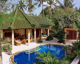Bali Emerald Villas - Denpasar - Pool