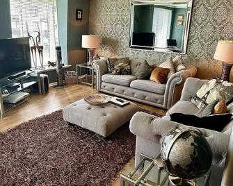 Gleneagles Lettings - Auchterarder - Living room