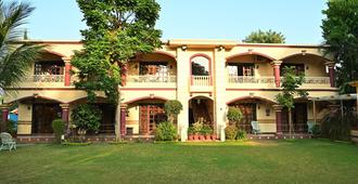Woods Inn Resort - Bhopal - Edificio