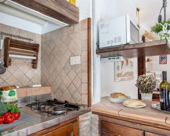 Mercato Fancy Studio near the Castle - Ferrara - Küche