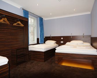 Crestfield Hotel - London - Bedroom