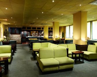 La Barracuda - טורמולינוס - טרקלין