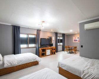 Gung Business Hotel - Jeonju - Habitación