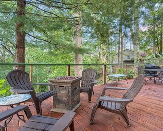 Lone Star Retreat # 3 -10 min to Waynesville & BR Pkwy-25 min to Biltmore Estate - Lake Junaluska - Balcony