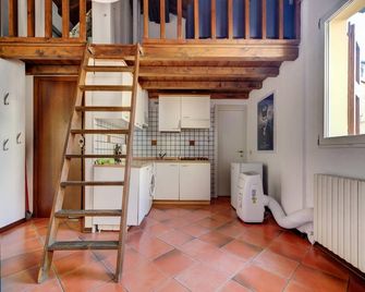 Nosadella Mezzanine by Wonderful Italy - Bologna - Stairs