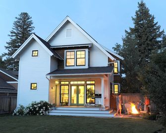 Modern Farmhouse In Historic Downtown Bozeman - Bozeman - Edificio