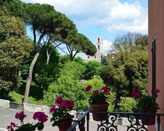 Hotel Rosalba - Perugia - Buiten zicht