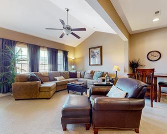 Relax a While - Hollister - Living room