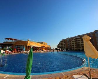 Midia Family Resort - Aheloy - Pool