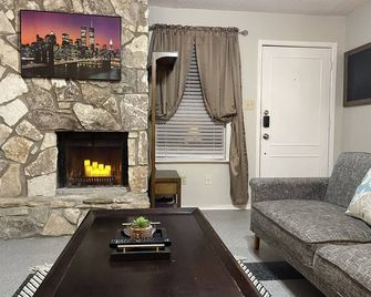 TXST Cozy and centrally located - San Marcos - Sala de estar