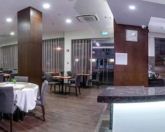 Keoja Hotel - Kuala Belait - Restaurante