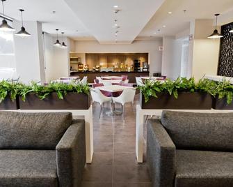 City Express Suites Pue Finsa - Puebla City - Restaurant