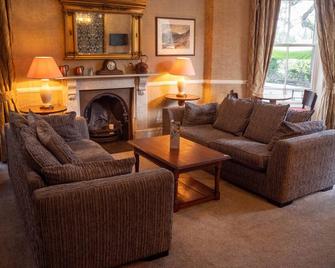 Glan Aber Hotel - בטווס אי קואד - סלון