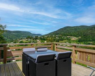 Chalet le Brusyna avec jacuzzi - Saint-Maurice-sur-Moselle - Balcón
