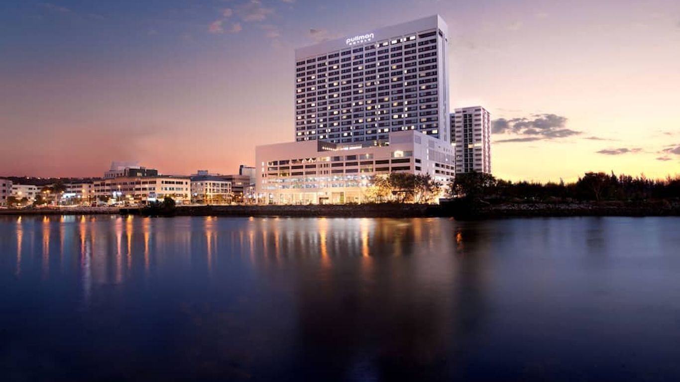 Pullman Miri Waterfront