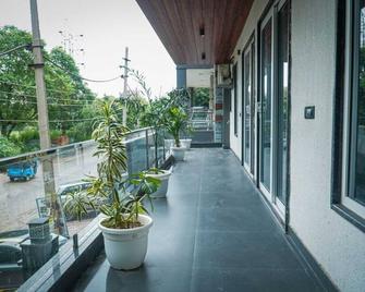 3 Bedroom with Terrace for Party/Events in Gurgaon - Gurugram - Balcony