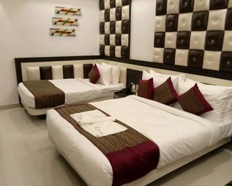 Hotel Jk International - Muzaffarpur - Bedroom