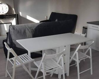 Guibert 17 F2 47 M2 Caudebec Étage 1 Sweet Home - Elbeuf - Salle à manger