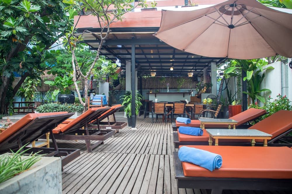 Amber Angkor Villa Hotel & Spa - סיאם ריפ - פטיו