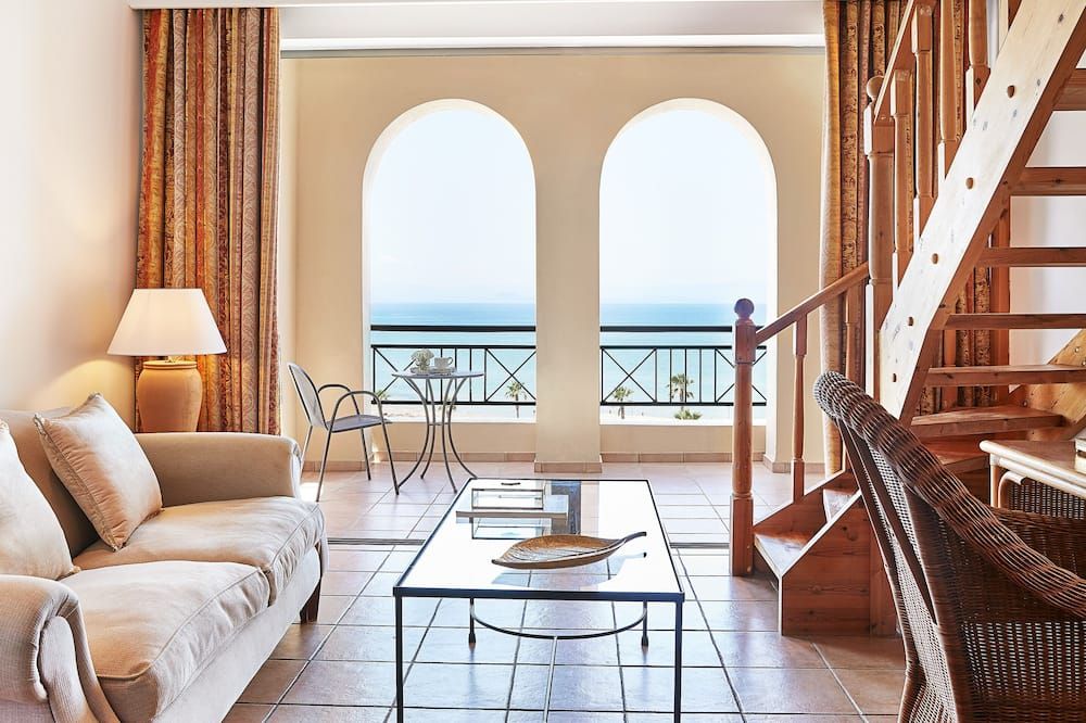 Grecotel Luxme Oasis At Riviera Olympia & Aqua Park - קיליני - סלון