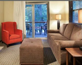 Wisc Dells Christmas Mtn Village 2 Br Townhome 6/28/26-7/5/26 - Wisconsin Dells - Sala de estar