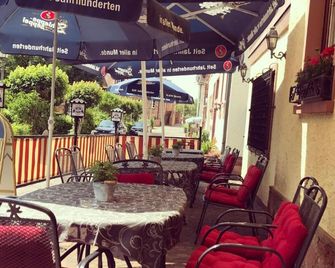 Hotel & Restaurant Zum Karpfen - Obernburg am Main
