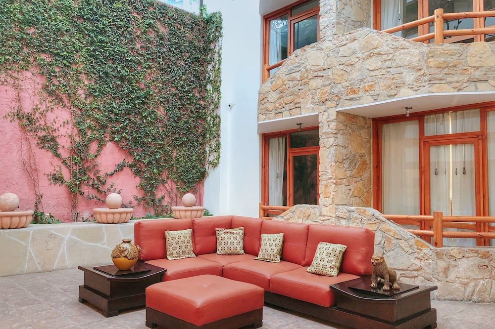 Plaza Magnolias Suites - סן קריסטובל דה לס קאסאס - פטיו