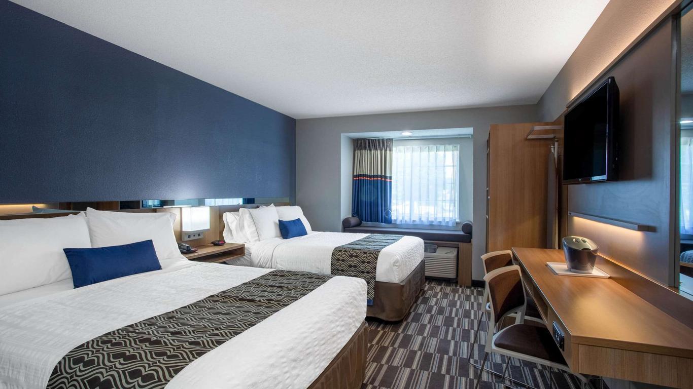 Microtel Inn & Suites by Wyndham Burlington