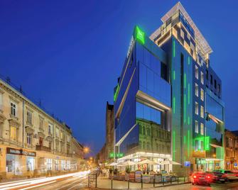 Ibis Styles Lviv Center - Lviv - Building