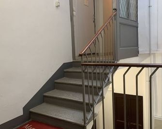 Mamma Ciccia - Mandello del Lario - Escaleras