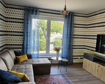 Schölerberg Appartement l ruhige Lage l nah an Zoo - אוסנבריק - סלון