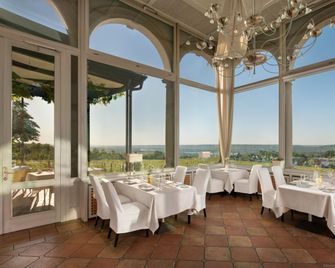 Hotel Burg Schwarzenstein - Geisenheim - Restaurante