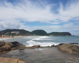 Curta Praia do Quilombo - Lunata - Penha