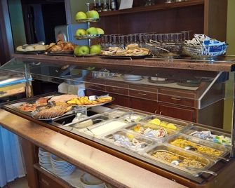 Hotel Nike - Brenzone - Buffet